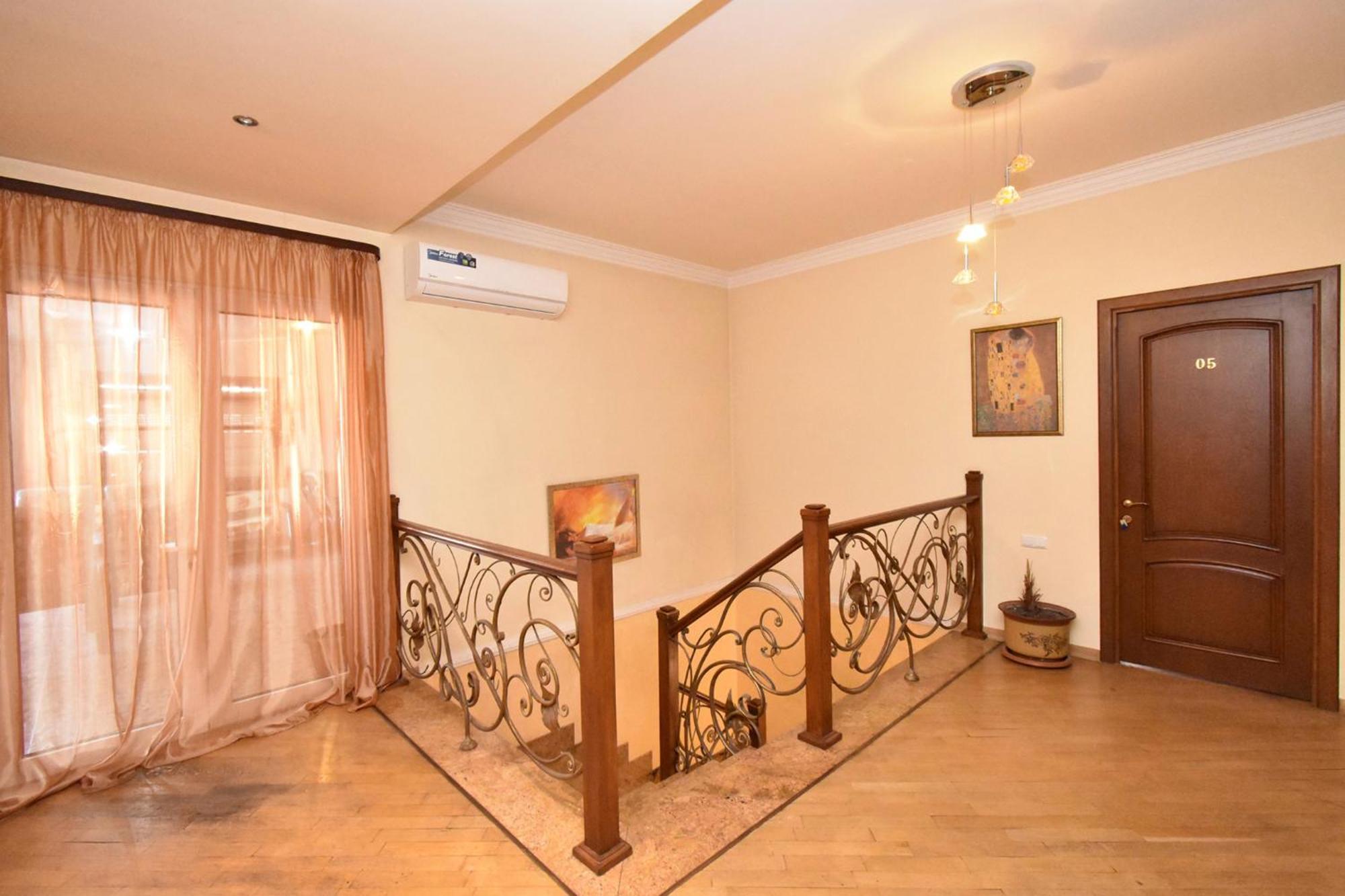 Amigo Guest Yerevan Exterior photo