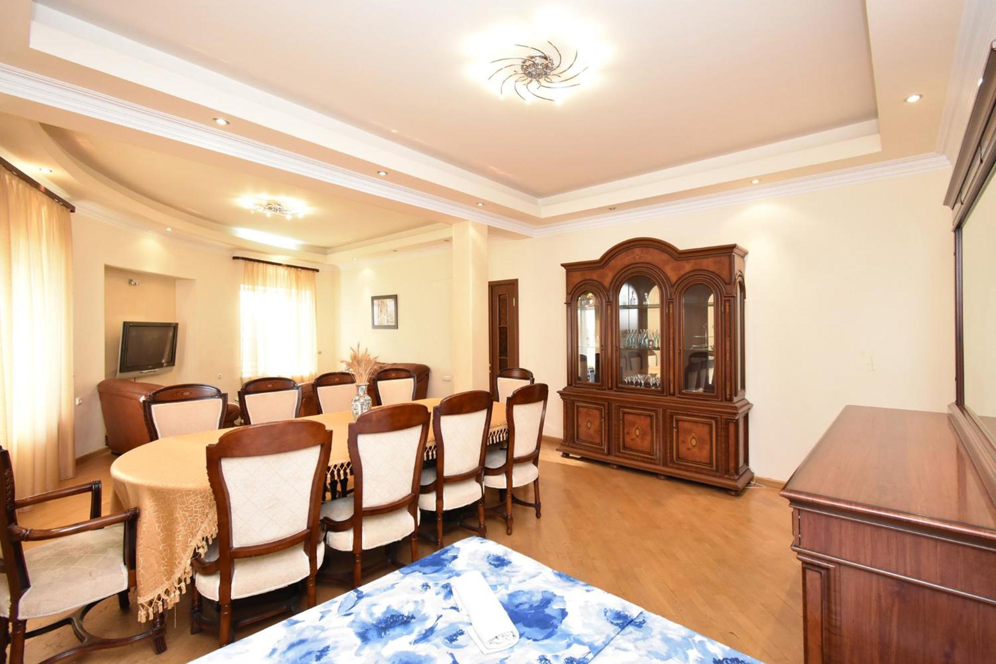 Amigo Guest Yerevan Exterior photo