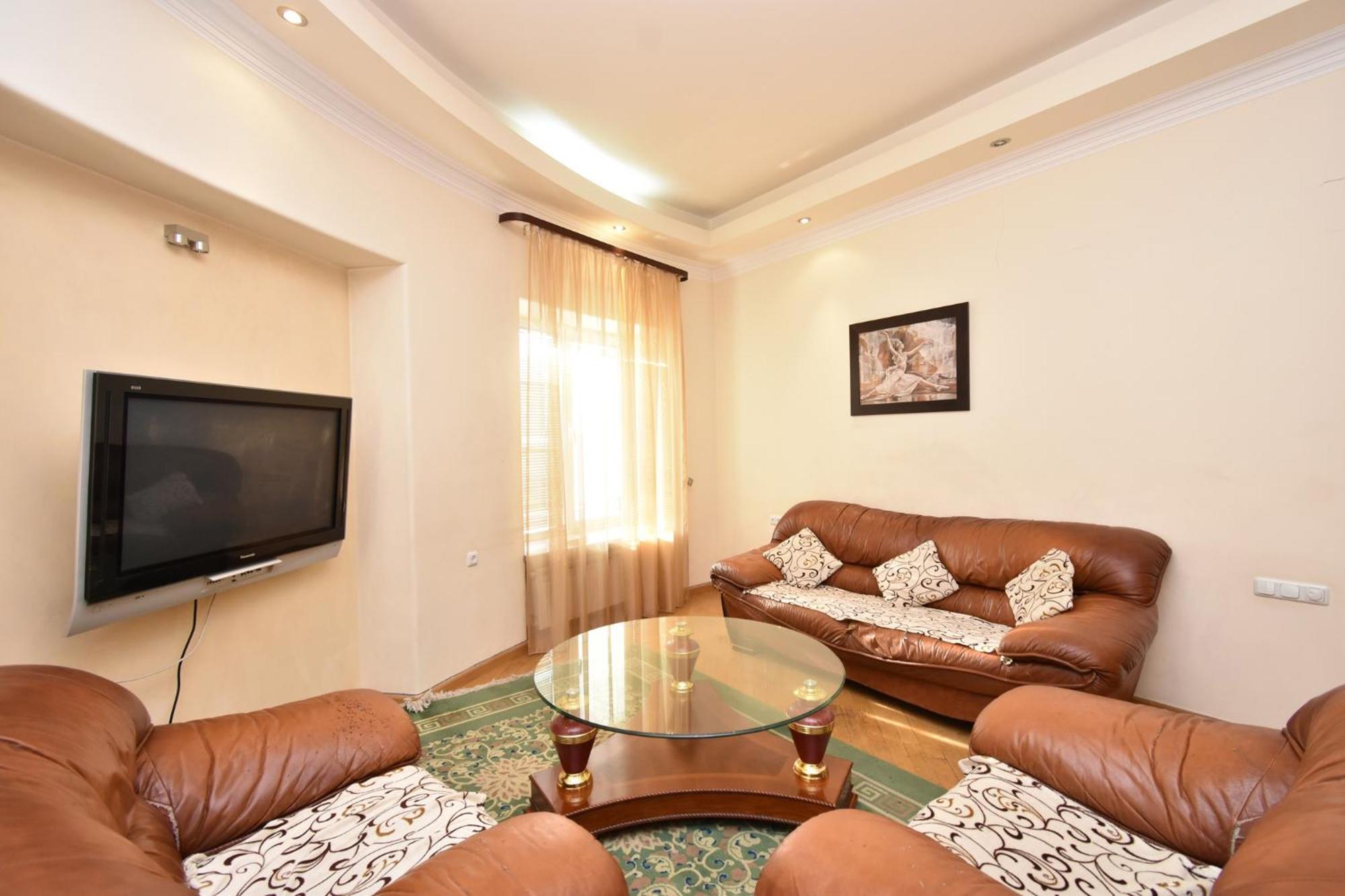 Amigo Guest Yerevan Exterior photo