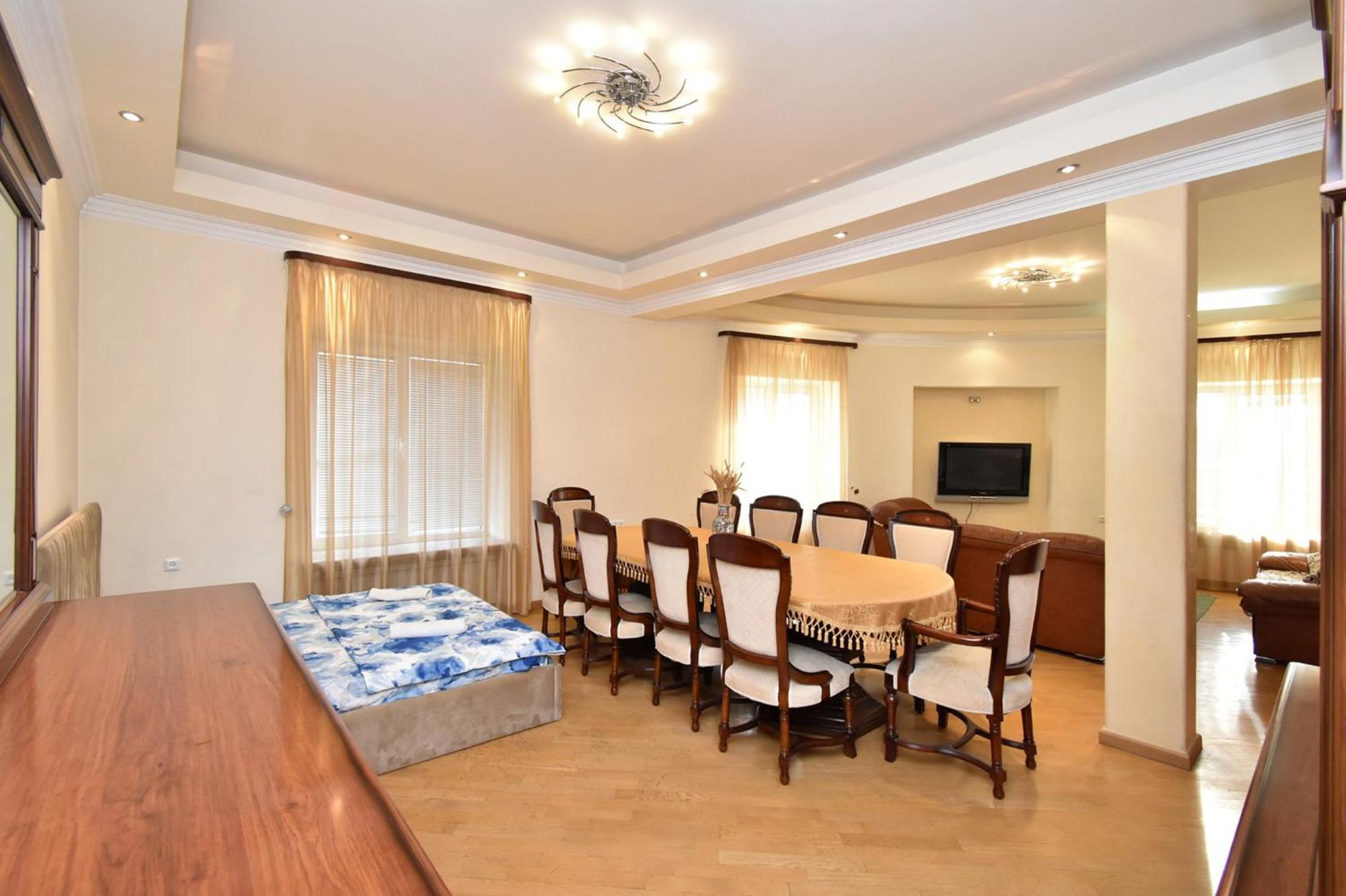 Amigo Guest Yerevan Exterior photo